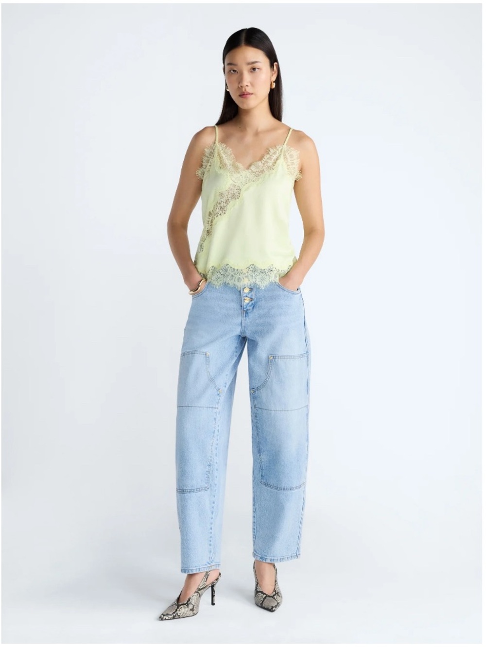 The Devil Wears Prada Scoop Barrel Jeans